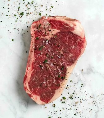 Dryaged Højreb Stykke på ben. Finsk Choko