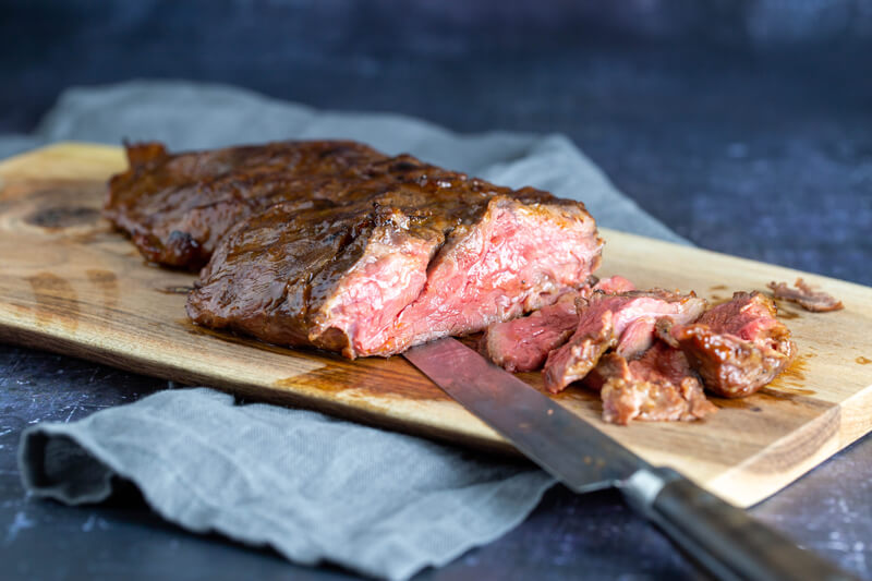 Færdig Top blade iron steak efter Sous vide